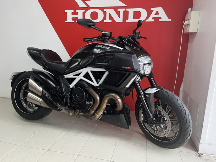DUCATI DIAVEL 1200 CARBON MAT GARANTIE 12 MOIS - LES SABLES D'OLONNE