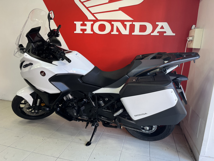 HONDA NT 1100 DCT GARANTIE JUSQU'EN 2029 - LES SABLES D'OLONNE