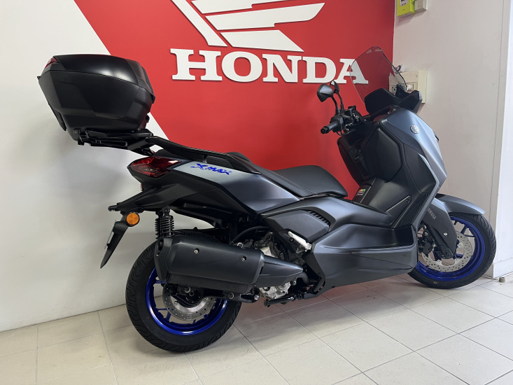YAMAHA XMAX 300 GARANTIE 1 AN - LES SABLES D'OLONNE