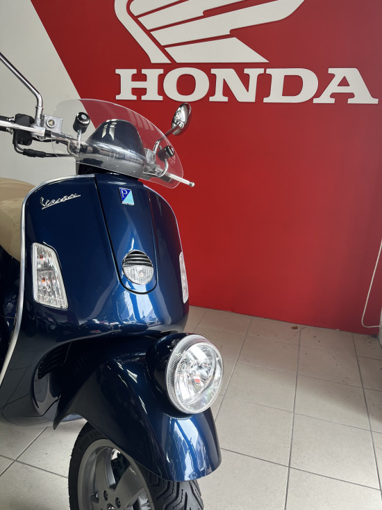 PIAGGIO VESPA 250 GTV GARANTIE 1 AN - LES SABLES D'OLONNE