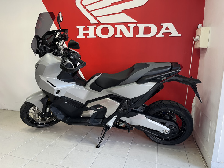 HONDA X-ADV 750 ECHAPPEMENT ARROW GARANTIE JUSQU'EN 2031 - LES SABLES D'OLONNE