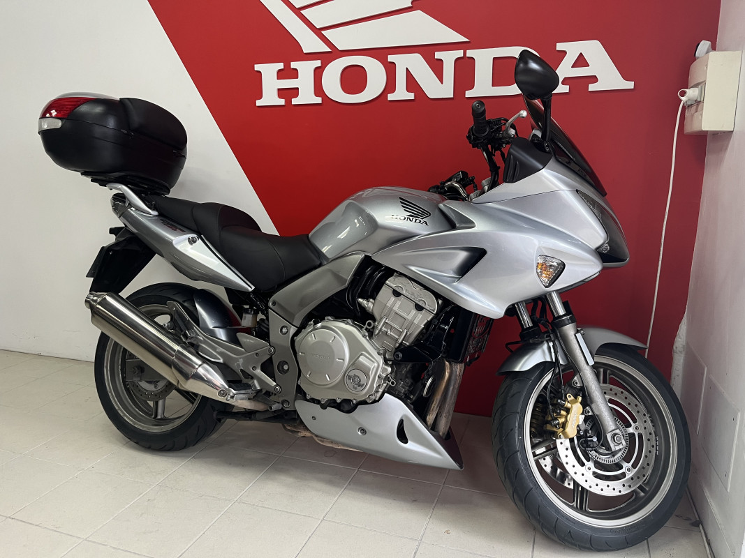 HONDA NSS FORZA 750 ALESIA MOTO  PARIS 