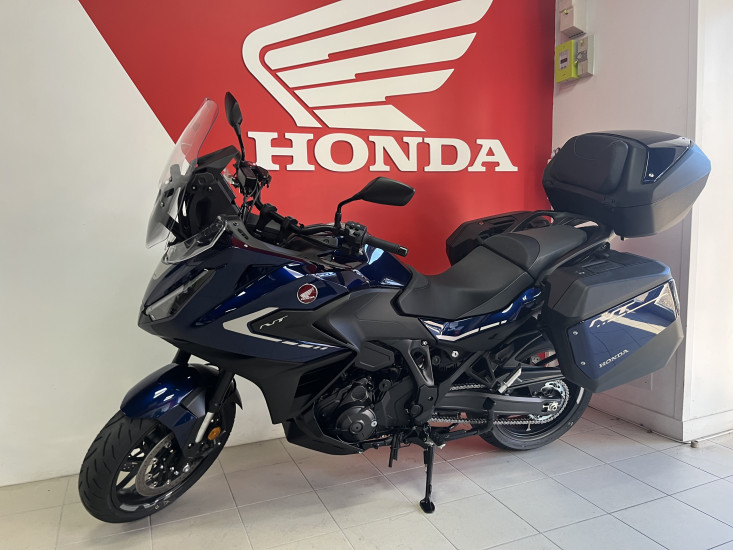 HONDA NT 1100 DCT GARANTIE JUSQU'EN 2031 - LES SABLES D'OLONNE