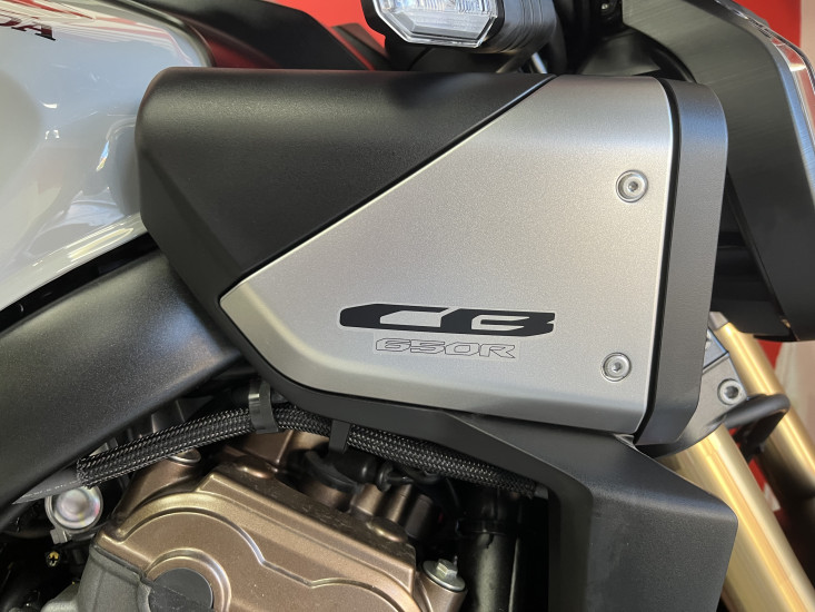 HONDA CB 650 R E-CLUTCH A2 EQUIPEE GARANTIE 2031 - LES SABLES D'OLONNE