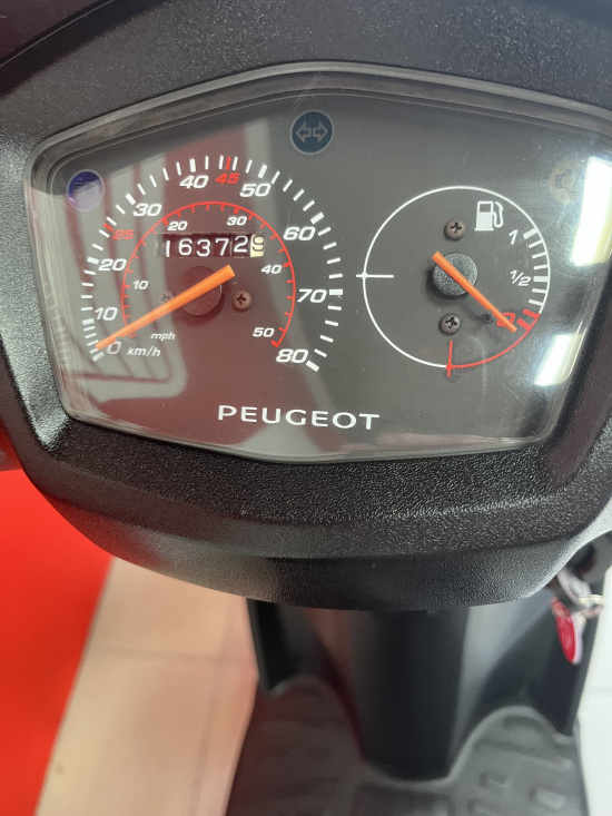 PEUGEOT KISBEE 50 GARANTIE 1 AN - LES SABLES D'OLONNE