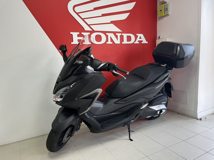 HONDA FORZA 350 TOP BOX GARANTIE 2027 - LES SABLES D'OLONNE