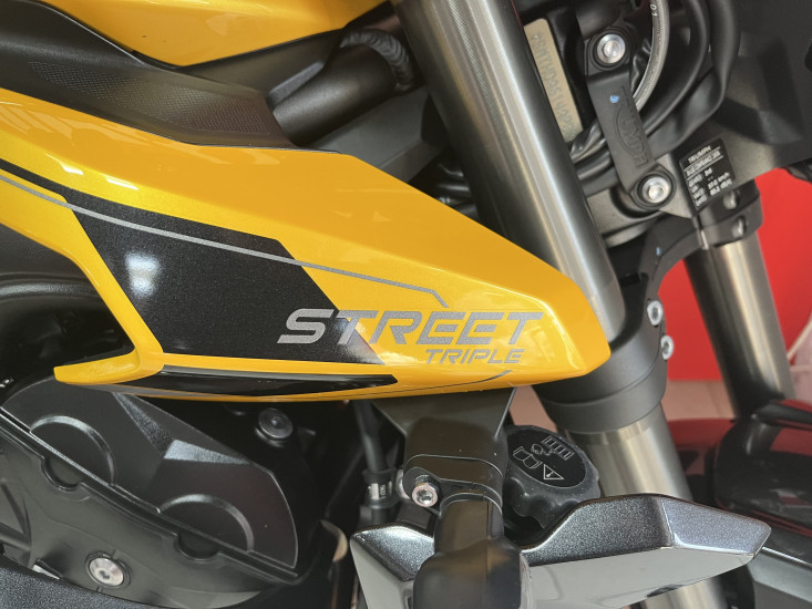 TRIUMPH STREET TRIPLE 765 RS GARANTIE JUSQU'EN JUIN 2027 - LES SABLES D'OLONNE