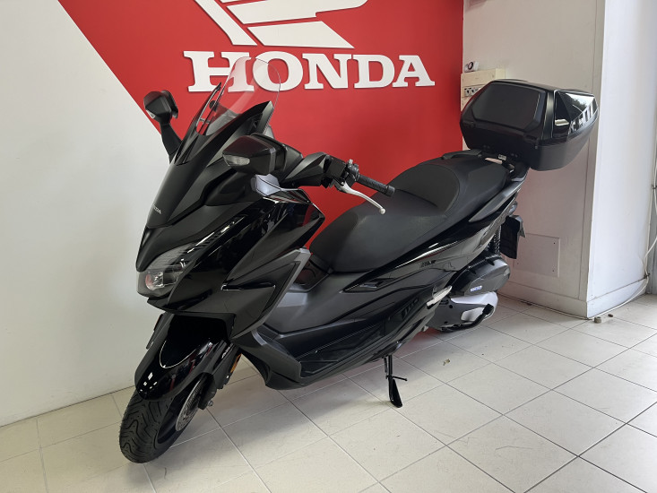 HONDA FORZA 125 TOP BOX GARANTIE 2027 - LES SABLES D'OLONNE