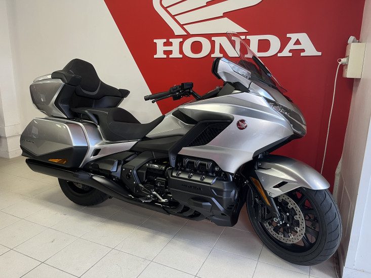 HONDA GOLDWING 1800 DCT TOURING GARANTIE 2031 - LES SABLES D'OLONNE
