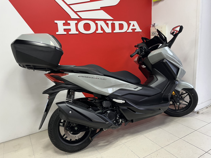 HONDA FORZA 350 TOP BOX GARANTIE JUSQU'EN 2031 - LES SABLES D'OLONNE