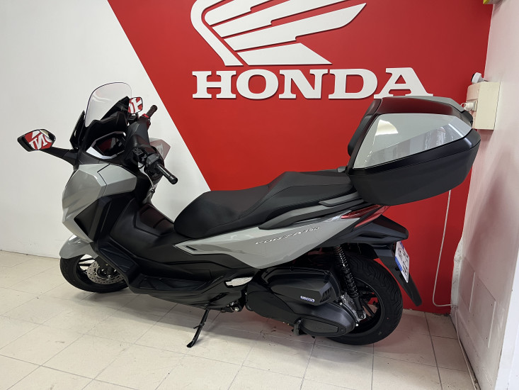 HONDA FORZA 350 TOP BOX GARANTIE JUSQU'EN 2031 - LES SABLES D'OLONNE