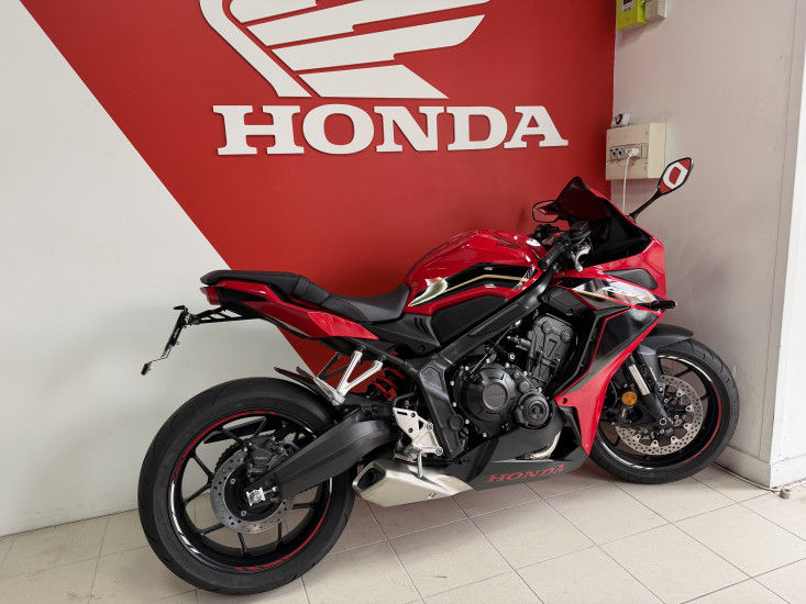 HONDA CBR 650 R FULL GARANTIE JUSQU'EN 2028 - LES SABLES D'OLONNE