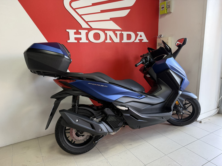 HONDA FORZA 125 TOP BOX GARANTIE 2031 - LES SABLES D'OLONNE