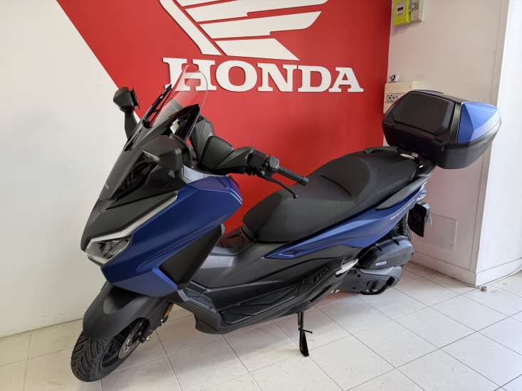 HONDA FORZA 125 TOP BOX GARANTIE 2031 - LES SABLES D'OLONNE