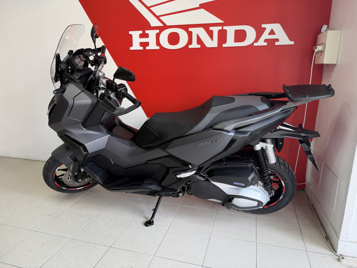 HONDA ADV 350 GARANTIE JUSQU'EN 2027 - LES SABLES D'OLONNE