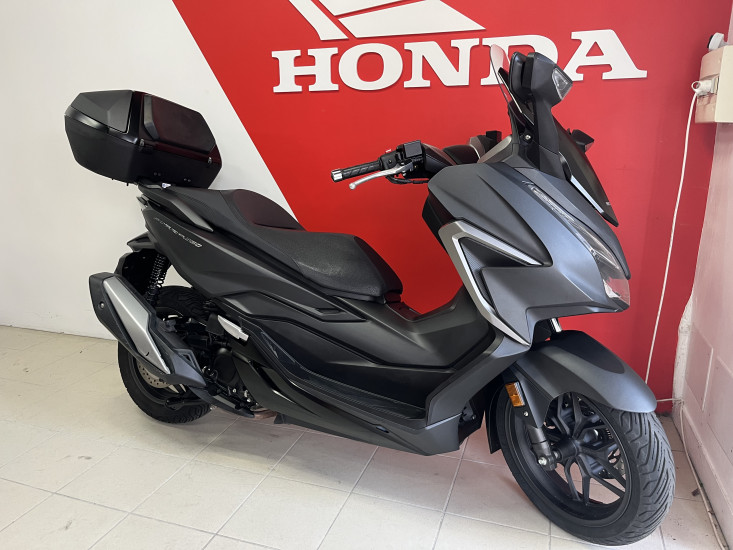 HONDA FORZA 350 TOP BOX GARANTIE 2027 - LES SABLES D'OLONNE